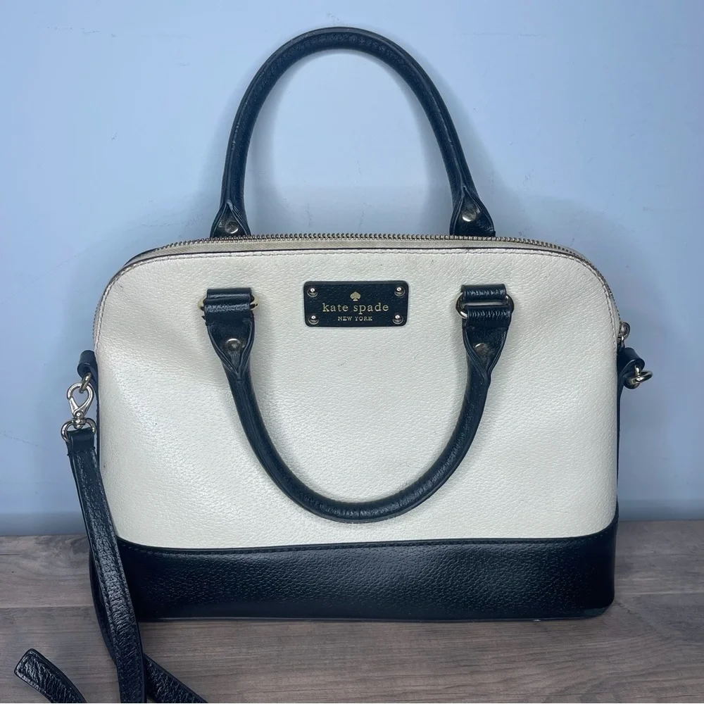 Kate Spade Wellesley Rachelle‎ off white and black handbag crossbody purse